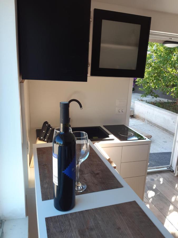 Little Olive Tree House Apartment ซาลี ภายนอก รูปภาพ