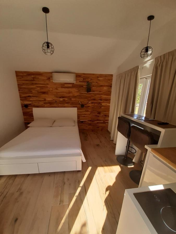 Little Olive Tree House Apartment ซาลี ภายนอก รูปภาพ