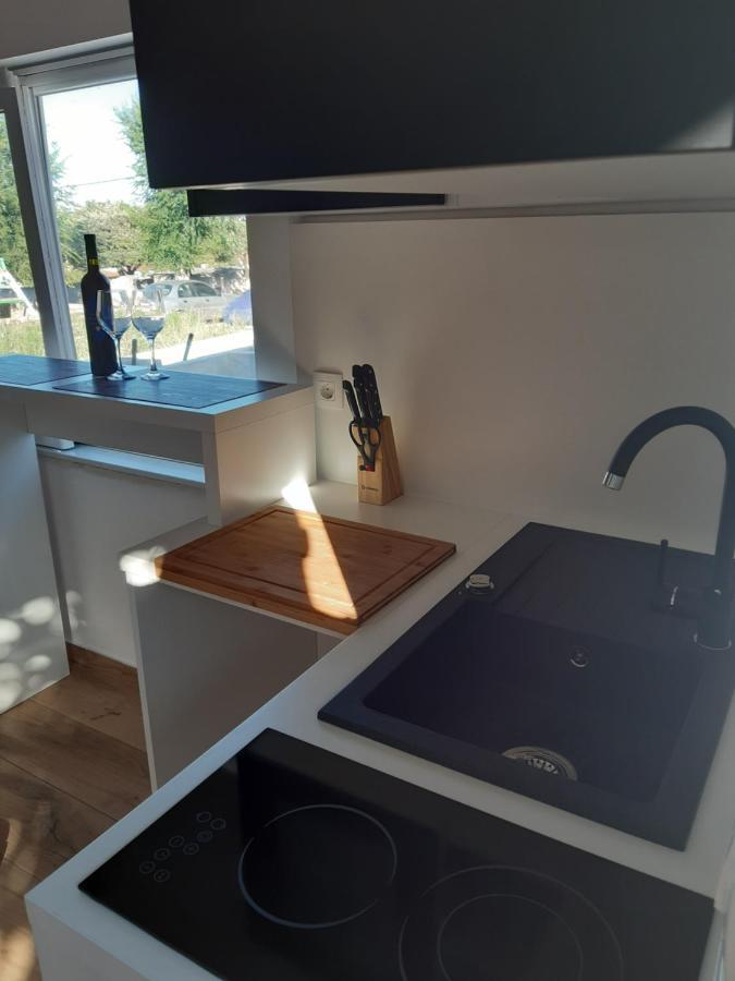 Little Olive Tree House Apartment ซาลี ภายนอก รูปภาพ
